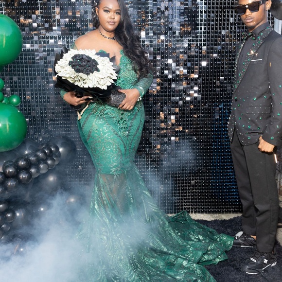 Custom emerald green rhinestone and black gold stone diamond PROM DRESS - Picture 7 of 7